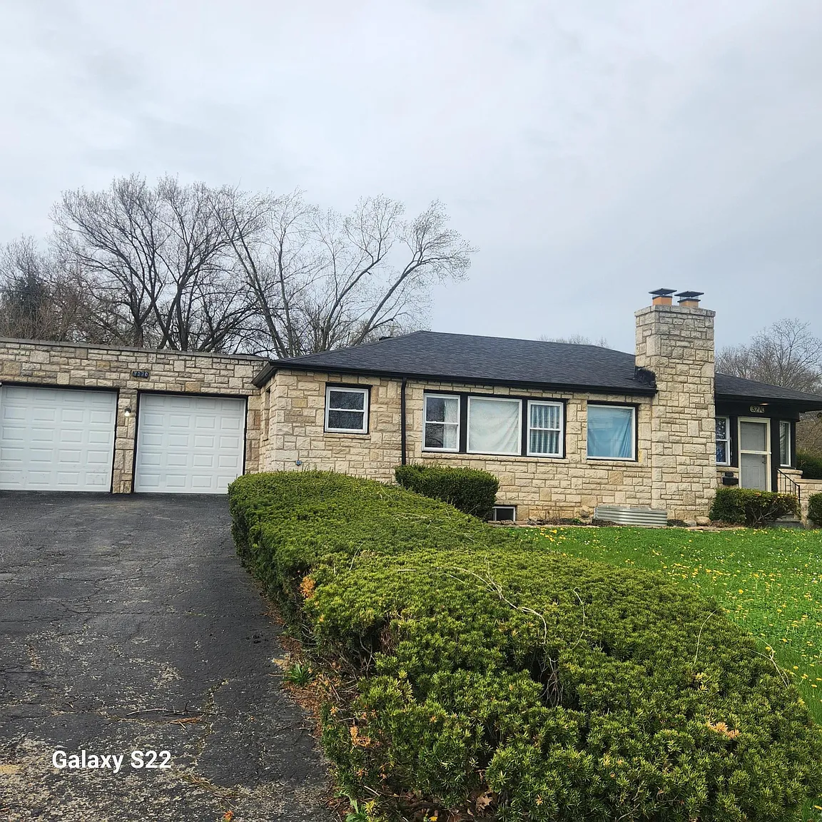 3270 E Livingston Ave photo 1