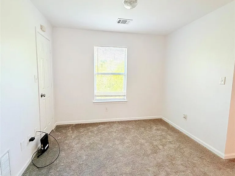 13609 Letti Ln — Photo 25
