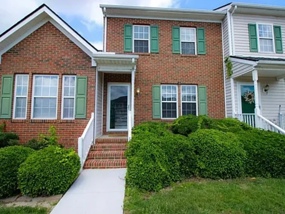 1806 Stroll Cir