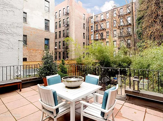 Rented by Douglas Elliman | media 34