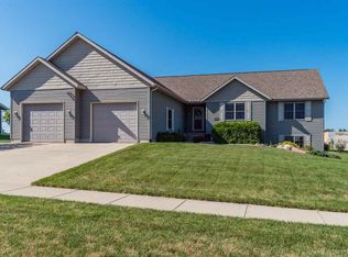 1421 20th St, Baraboo, WI 53913
