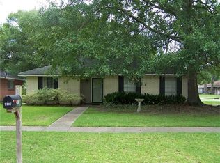 1007 Saint Scholastica Dr, Slidell, LA 70460