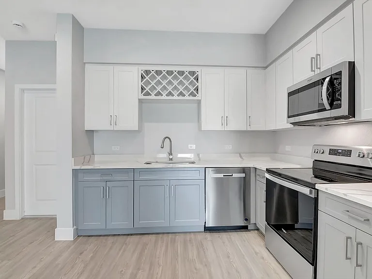 Prince Place Townhomes — Photo 16
