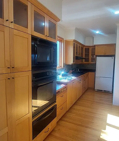 1614 Eldridge Ave — Photo 20