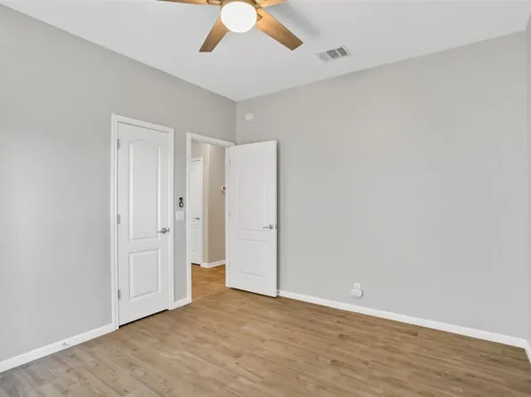 180 Harris Dr, Austin, TX 78737