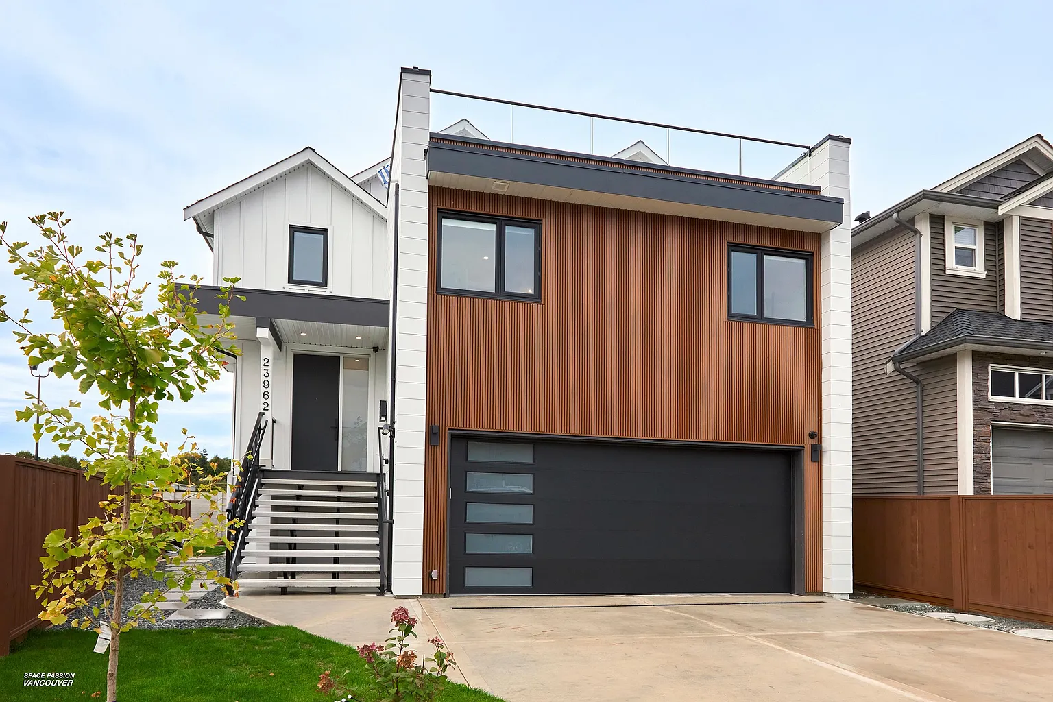 23962 120b Ave photo 1