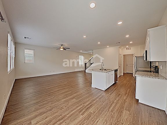 5th image of 9283 Baylee Bay Ct