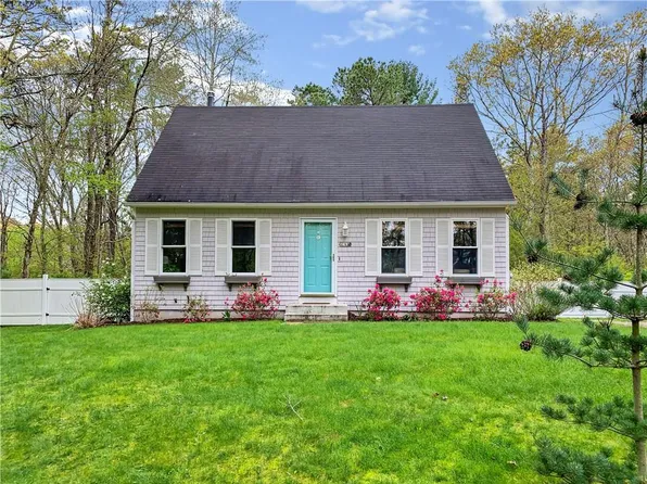 4 Whitetail Trl, Richmond, RI 02892