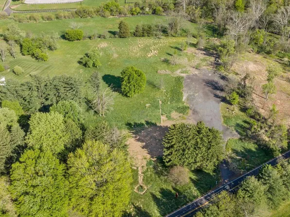 152 Thompson Mill Rd, Newtown, PA 18940