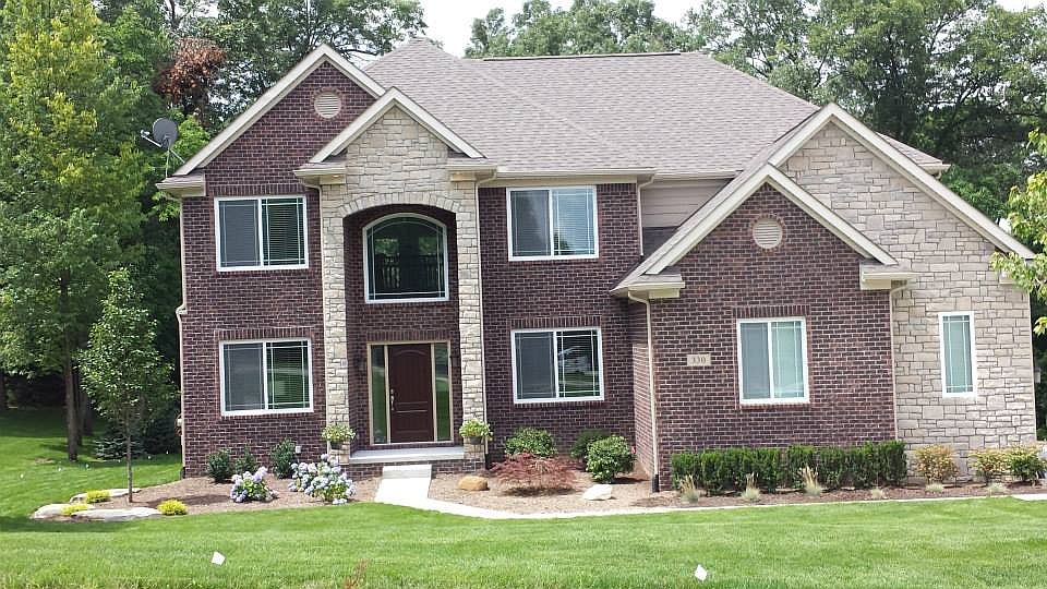 1st image of 330 Woodsedge Ln