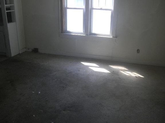 5th image of 2915 N 30th St