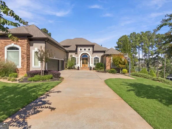 1509 Windward Dr, Locust Grove, GA 30248