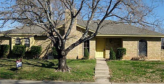 2nd image of 23 Whispering Ln