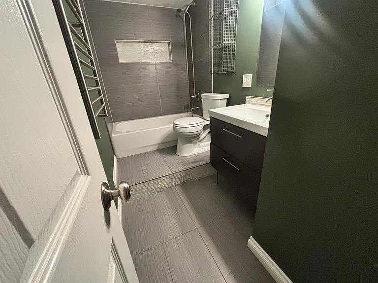 1210 E Colfax Ave #101 — Photo 17