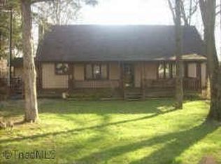 5671 Racin Dr, Winston Salem, NC 27105