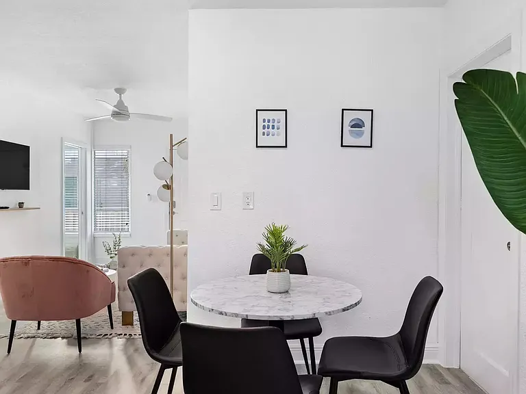 7315 Carlyle Ave #18 — Photo 8