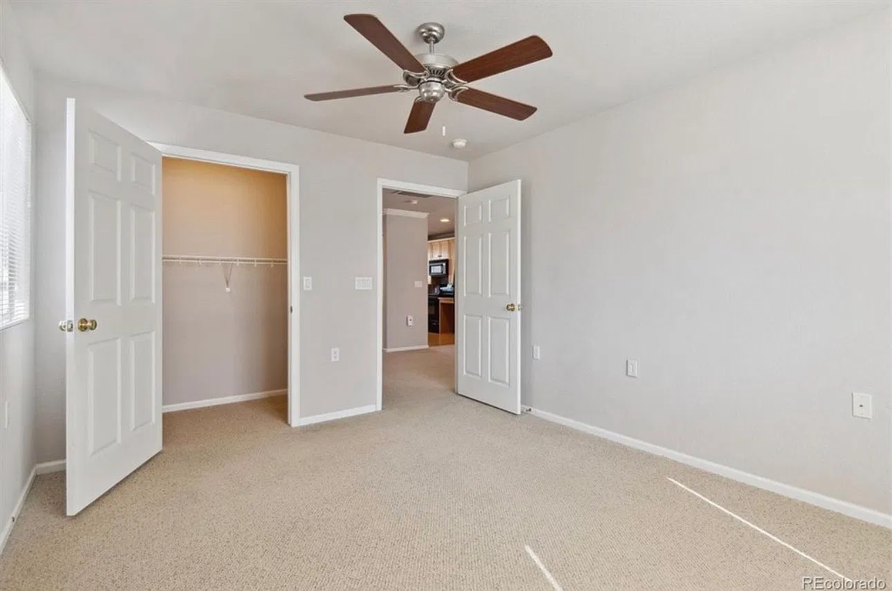2 bed, 829 sqft, $2,100 — Photo 3