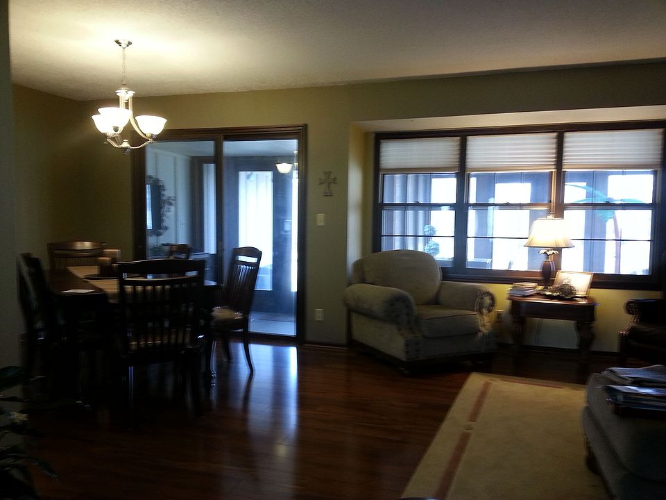 1st image of 2953 Monroe Dr