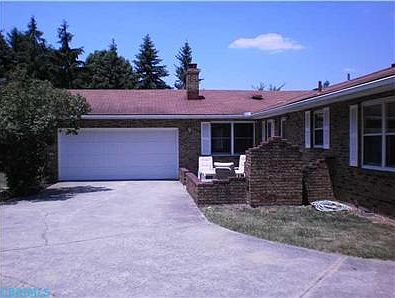 3rd image of 129 Miller Dr