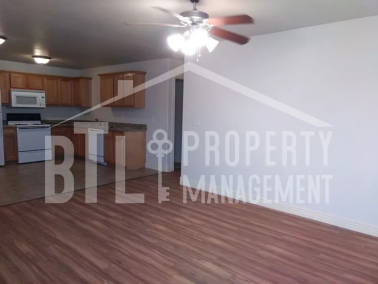 143 Proverbs Ct — Photo 3
