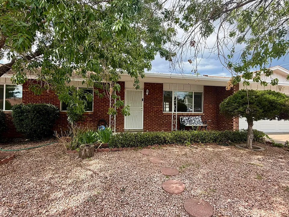 12205 Brentwood Hills Blvd NE