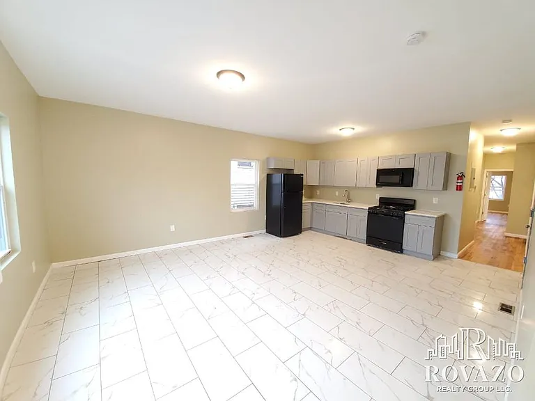268 21st St #3B — Photo 4