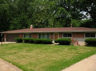 817 Deandell Ct, Saint Louis, MO