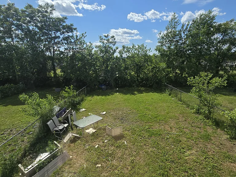 429 S 19th St #G2 — Photo 10