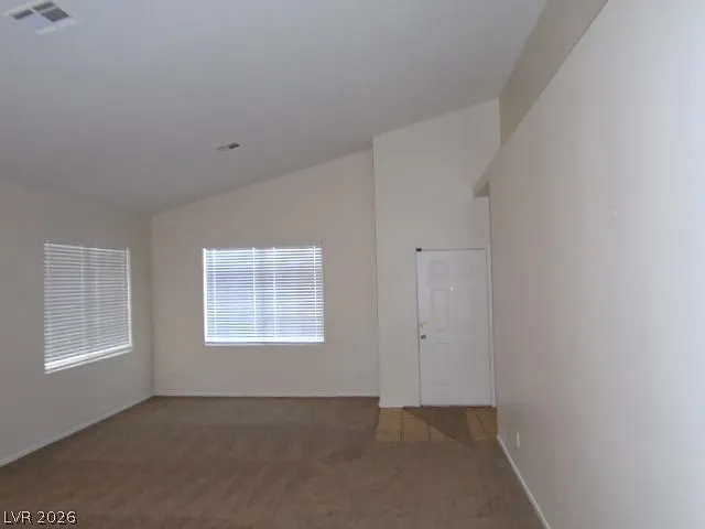 3 bed, 2.0 bath, 1729 sqft, $1,986 — Photo 4