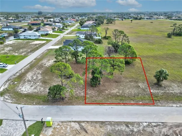 1653 NW 36th AVE, CAPE CORAL, FL 33993