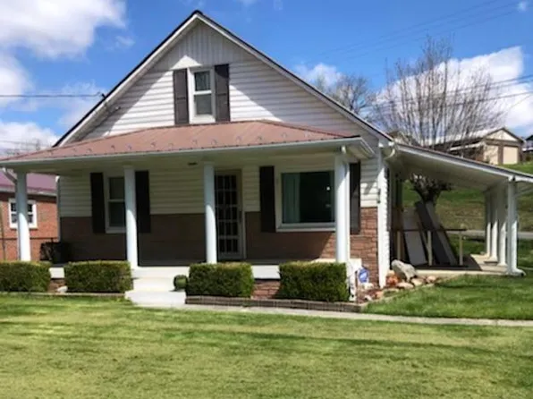 3918 Matoaka Rd, Lashmeet, WV 24733