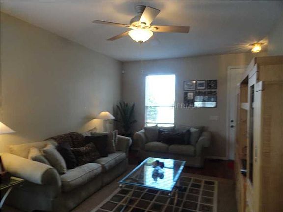 4th image of 14330 Clarkson Dr