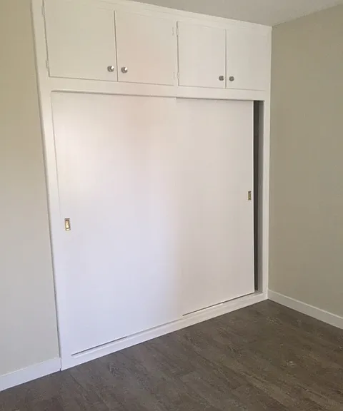 Main Bedroom Closet
