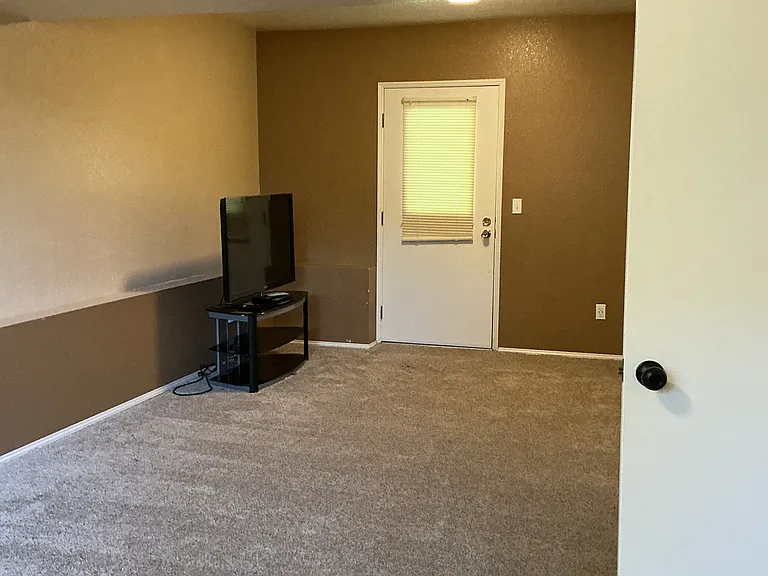 10243 Ashley Cir NW — Photo 23