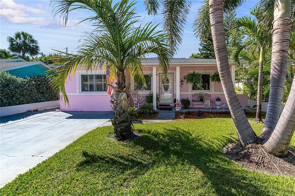 528 77th Ave, Saint Pete Beach, FL 33706 Zillow