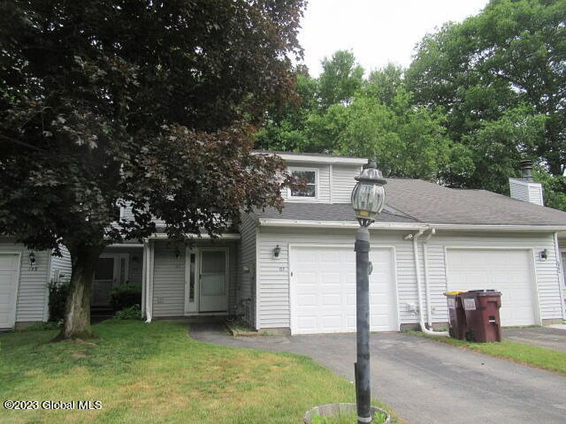 2nd image of 157 Tallow Wood Drive
