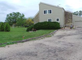 19 S Pony Meadows Dr, Wichita, KS 67232