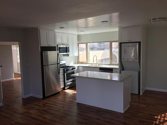 All new kitch and appliances