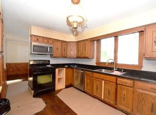 303 Ipswich Rd, Boxford, MA 01921