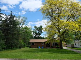 128 El Centro Blvd SE, East Grand Rapids, MI 49506