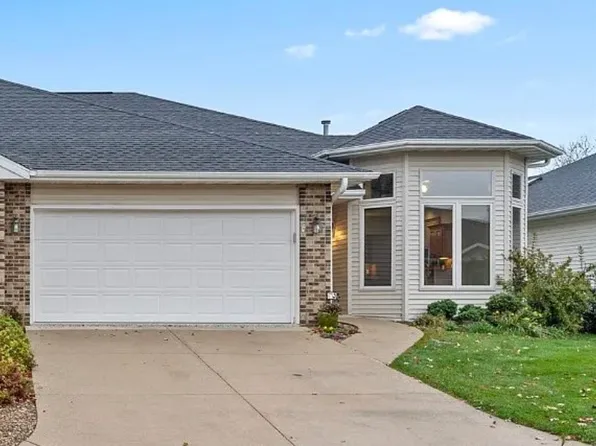 633 Tiffany Dr NE, Cedar Rapids, IA 52402