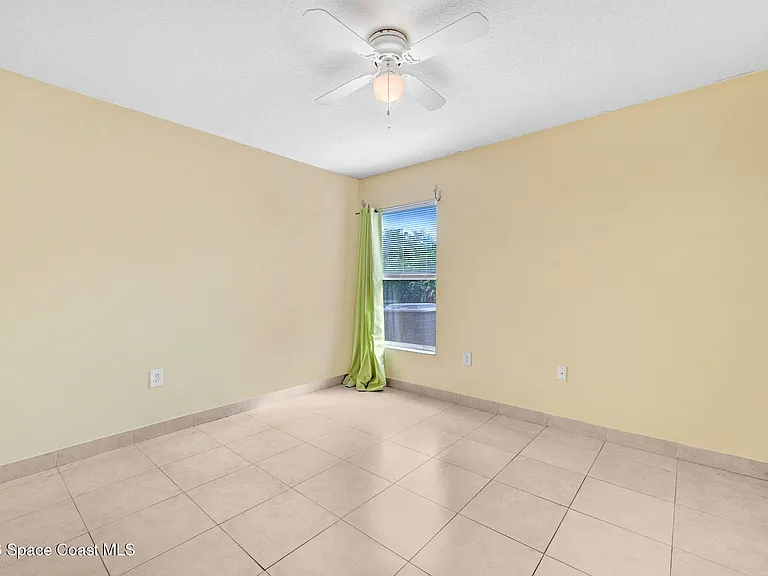 1416 Martinez St SE — Photo 20