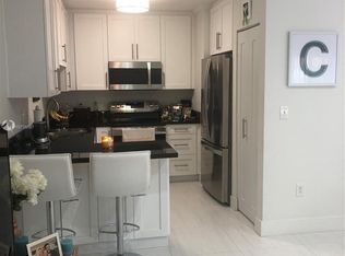 9433 SW 77th Ct, Miami, FL 33156