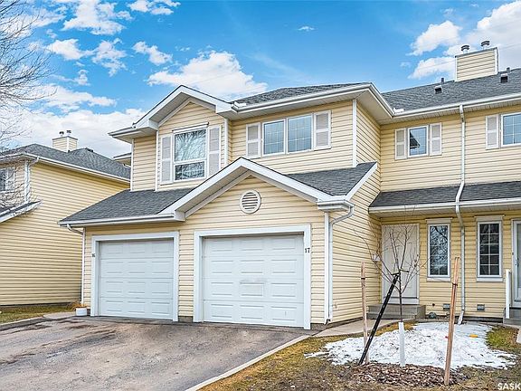 2nd image of UNIT 17-111 Fairbrother CRESCENT