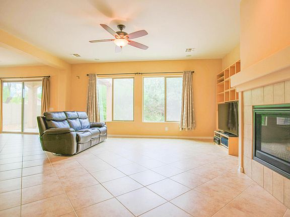5th image of 18141 W Echo Ln