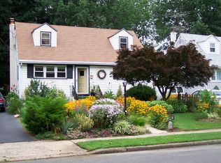 30 Steinway Ave, Ewing, NJ 08618