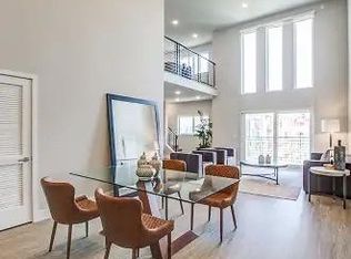 836 S Harvard Blvd #606, Los Angeles, CA 90005