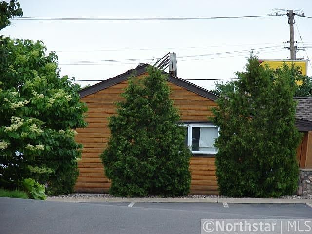 2nd image of 5249 Douglas Dr N