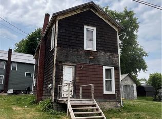 15 Morgan St, Greenville, PA 16125