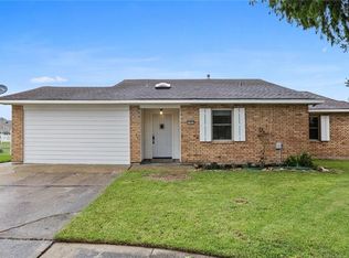 1401 Spanish Oaks Dr, Harvey, LA 70058